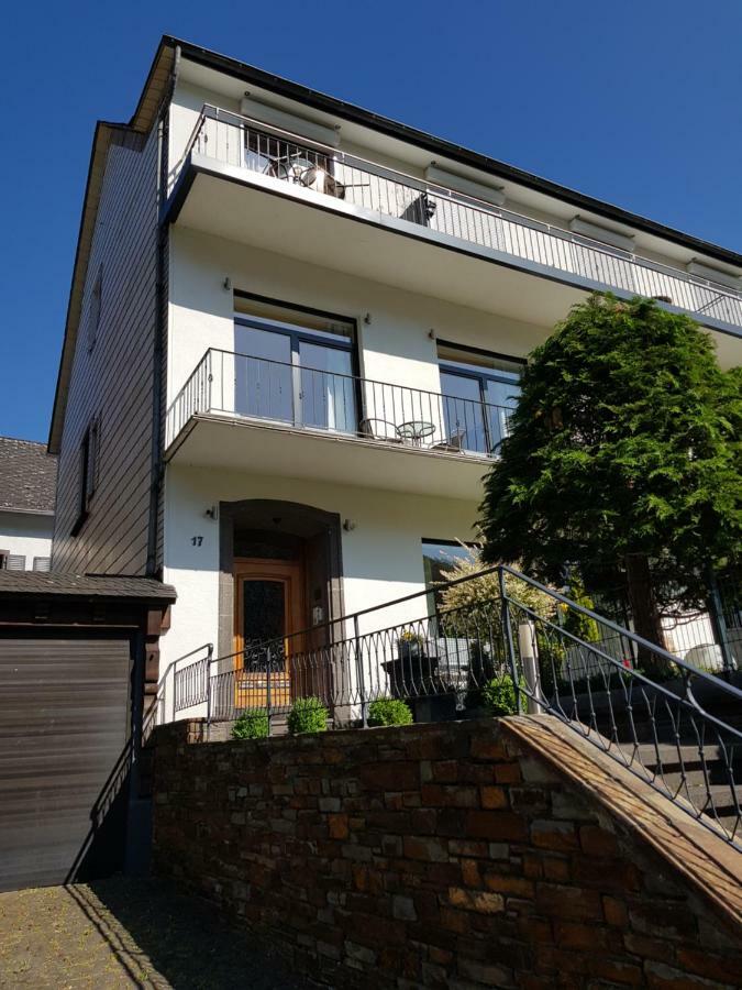 Haus Mosel Klotten Exterior foto